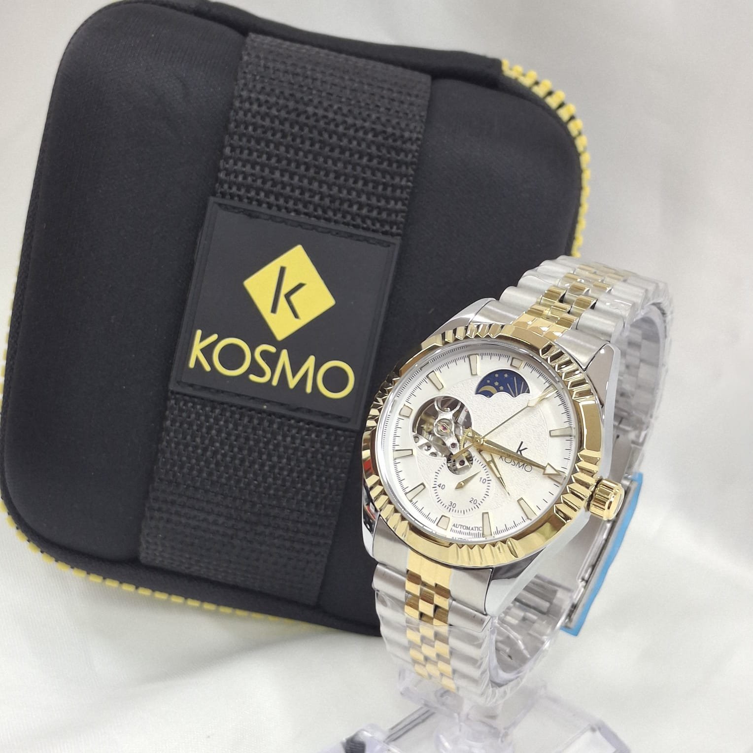 Kosmo Open Heart Moonphase