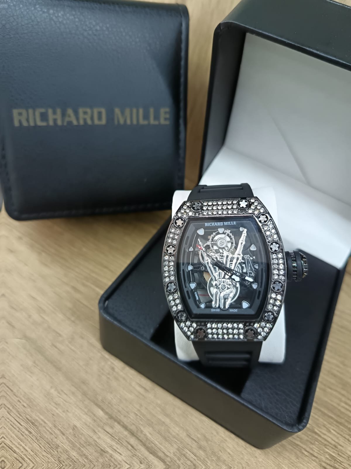 Skeleton Tourbillon Plateado